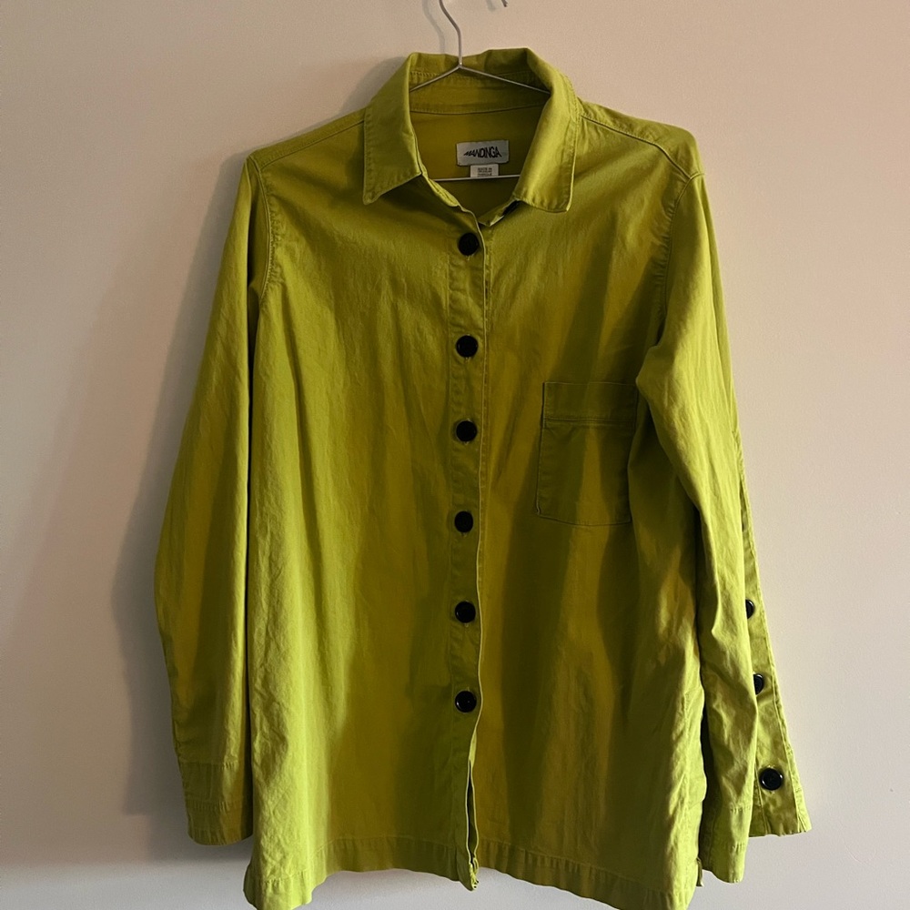 Mandinga Brat Green Button-Up Shirt with Black Accents